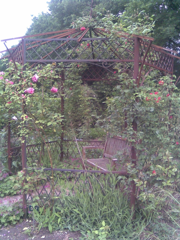 de Luietuinman Ruinen
